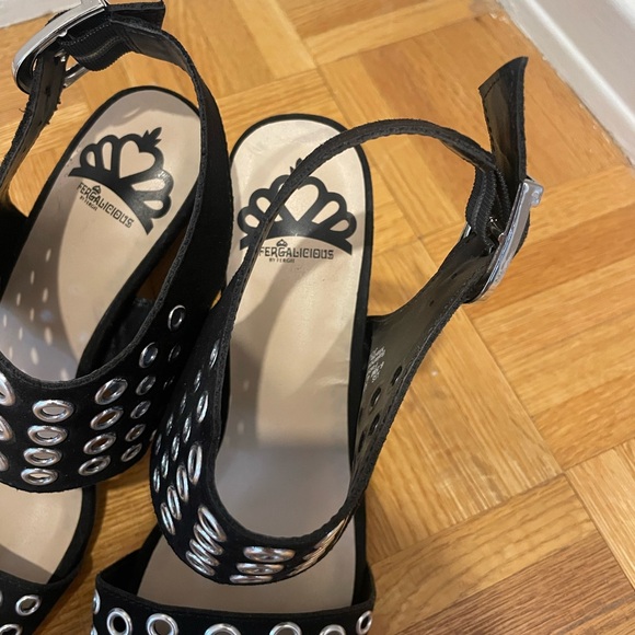 Sandals - Picture 4 of 5